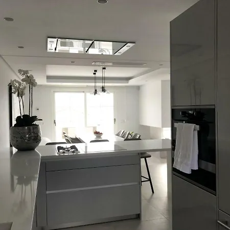 Apartament Modern Puente *